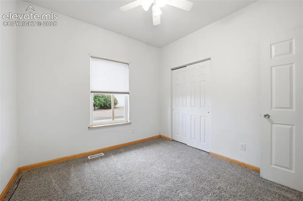 1008 E Kirkwood Drive Pueblo, CO 81007
