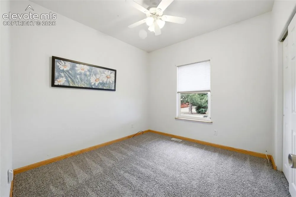 1008 E Kirkwood Drive Pueblo, CO 81007
