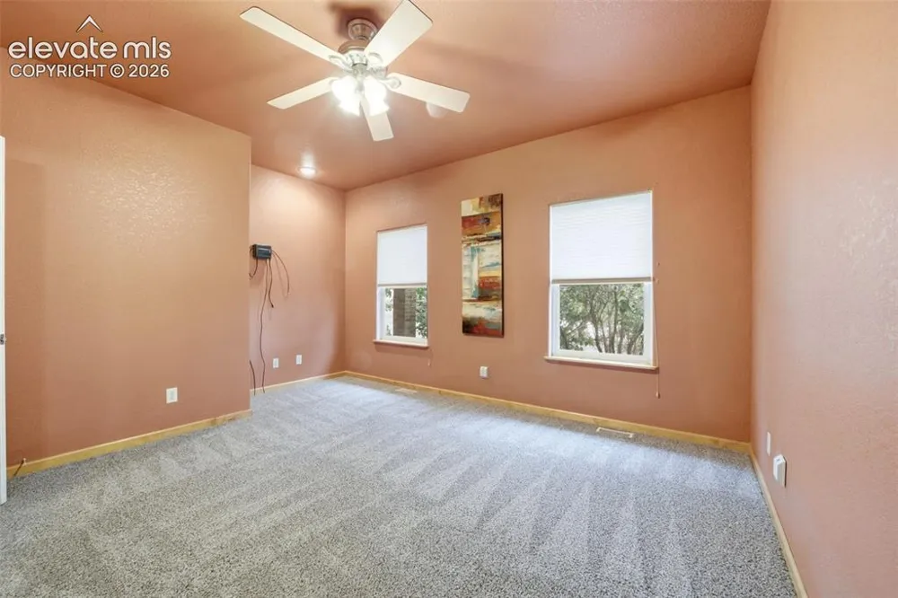 1008 E Kirkwood Drive Pueblo, CO 81007