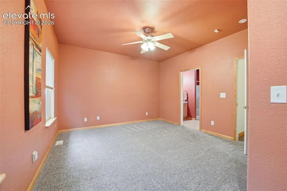 1008 E Kirkwood Drive Pueblo, CO 81007