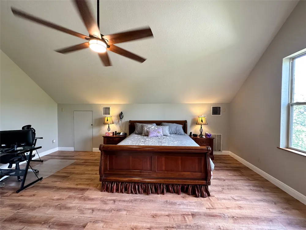 380 Woodlands Drive Bastrop, TX 78602