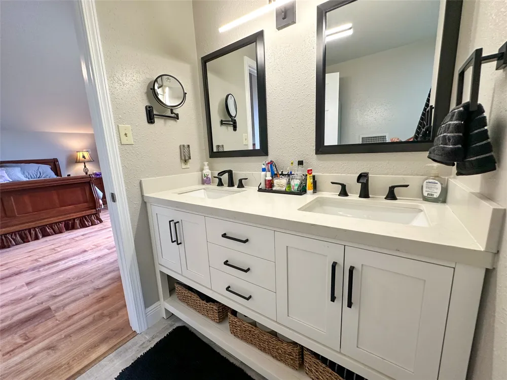 380 Woodlands Drive Bastrop, TX 78602