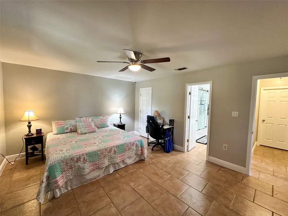 380 Woodlands Drive Bastrop, TX 78602