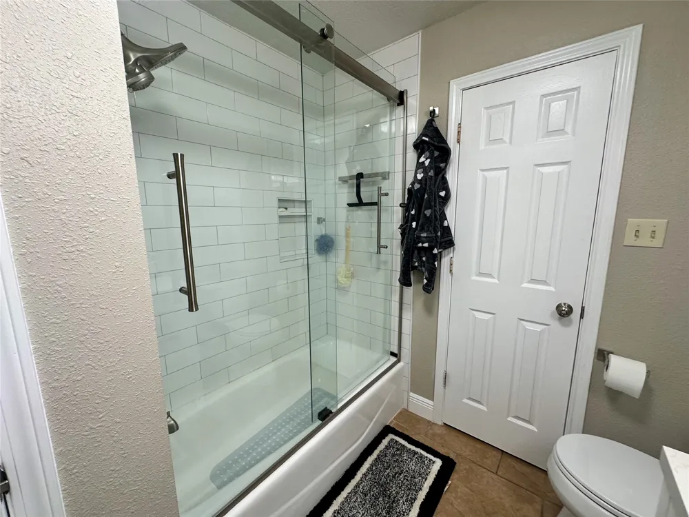 380 Woodlands Drive Bastrop, TX 78602