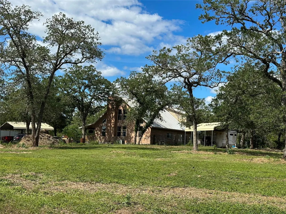 380 Woodlands Drive Bastrop, TX 78602