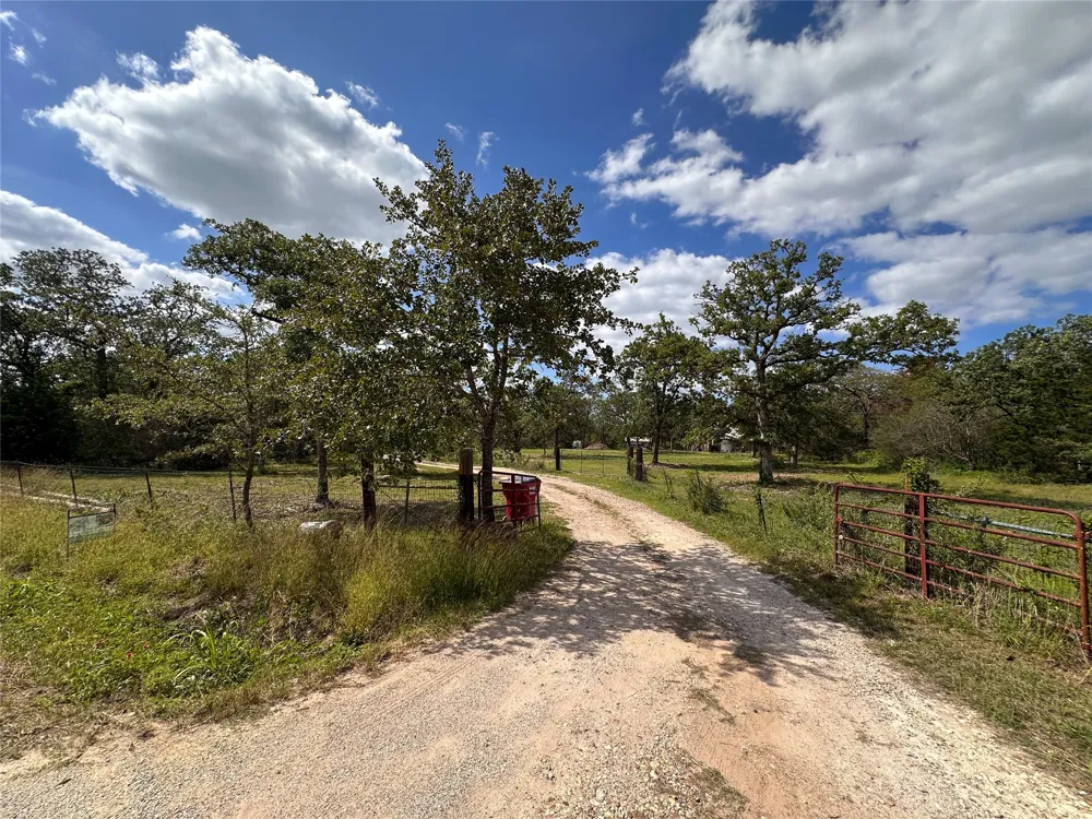 380 Woodlands Drive Bastrop, TX 78602