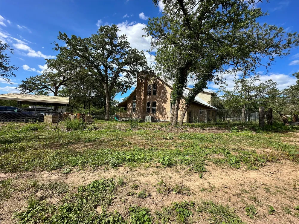 380 Woodlands Drive Bastrop, TX 78602
