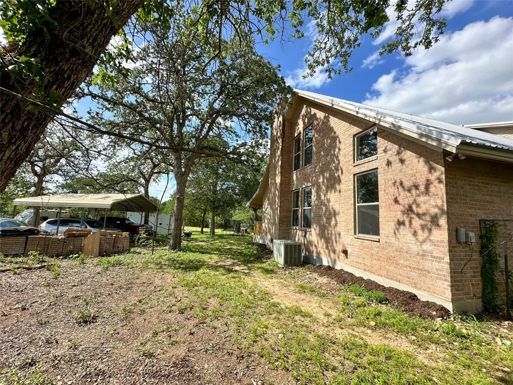 380 Woodlands Drive Bastrop, TX 78602