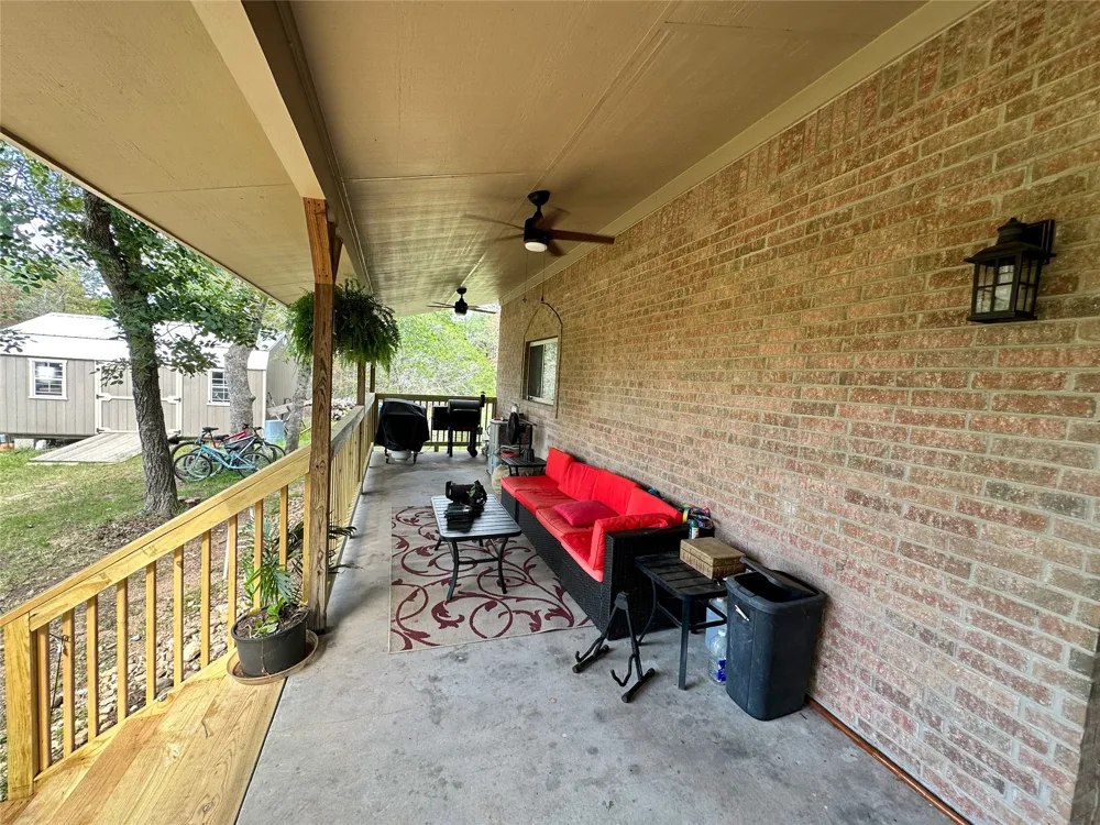 380 Woodlands Drive Bastrop, TX 78602