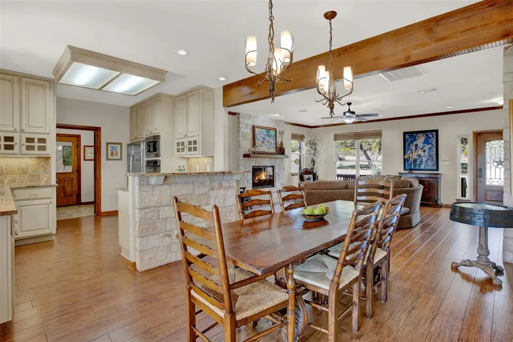 5255 Lookout Ridge Drive Marble Falls, TX 78654