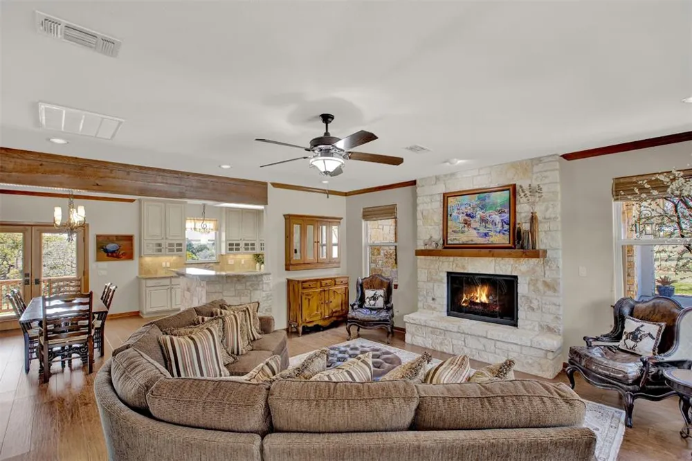 5255 Lookout Ridge Drive Marble Falls, TX 78654