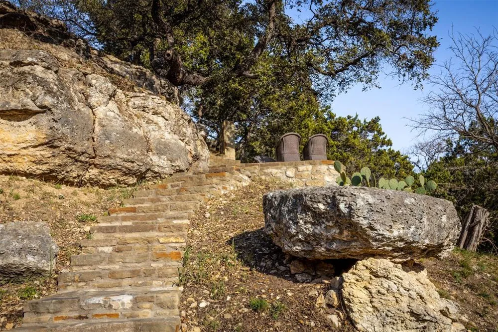 5255 Lookout Ridge Drive Marble Falls, TX 78654