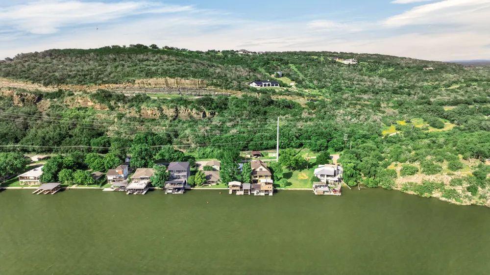 1002 Scenic Loop Kingsland, TX 78639