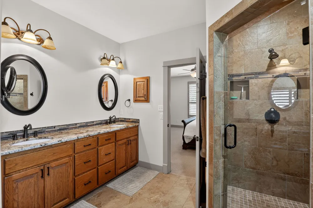 1002 Scenic Loop Kingsland, TX 78639