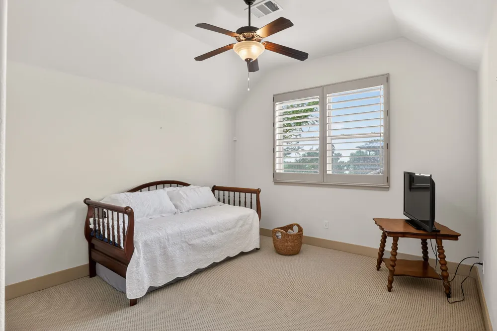 1002 Scenic Loop Kingsland, TX 78639