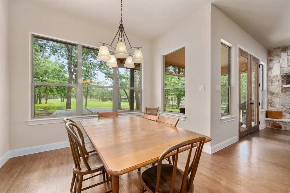 216 Independence Drive Georgetown, TX 78633