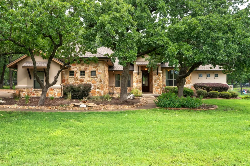 216 Independence Drive Georgetown, TX 78633