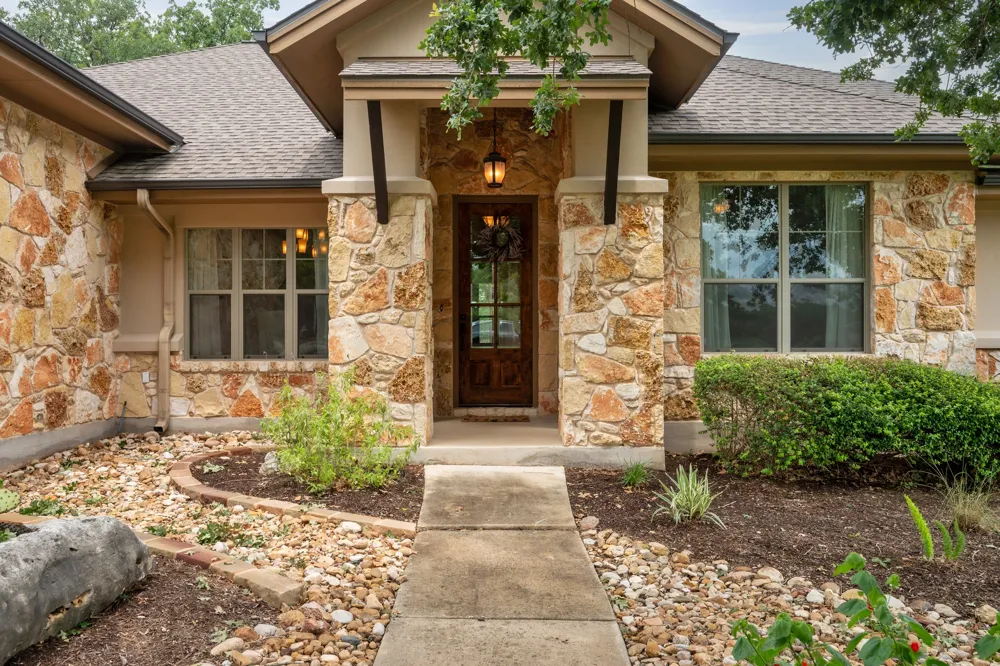 216 Independence Drive Georgetown, TX 78633