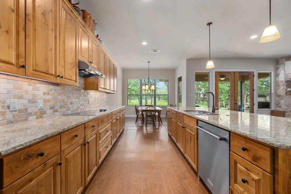 216 Independence Drive Georgetown, TX 78633
