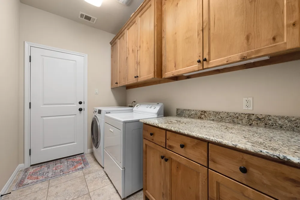 216 Independence Drive Georgetown, TX 78633