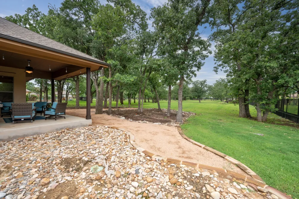 216 Independence Drive Georgetown, TX 78633