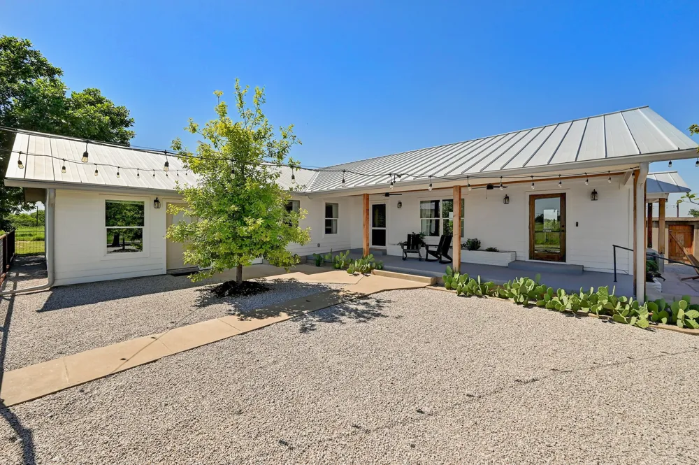 19811 W Ranch Road 152 Road Llano, TX 78643