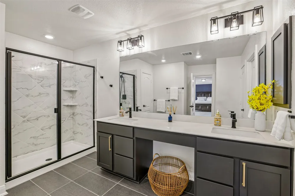 305 Kat Garnet Drive Kyle, TX 78640