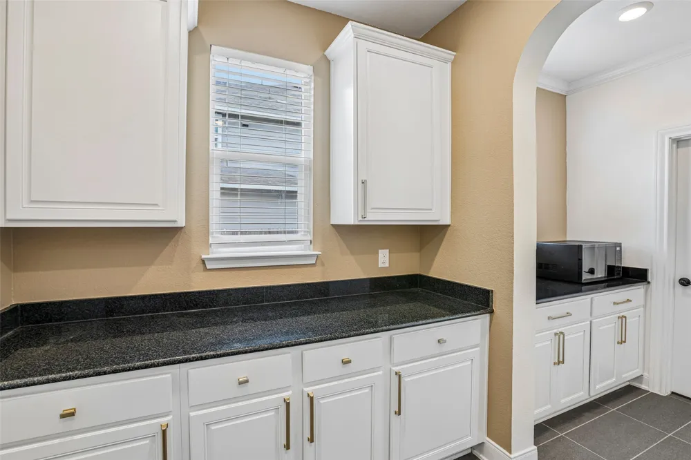 305 Kat Garnet Drive Kyle, TX 78640