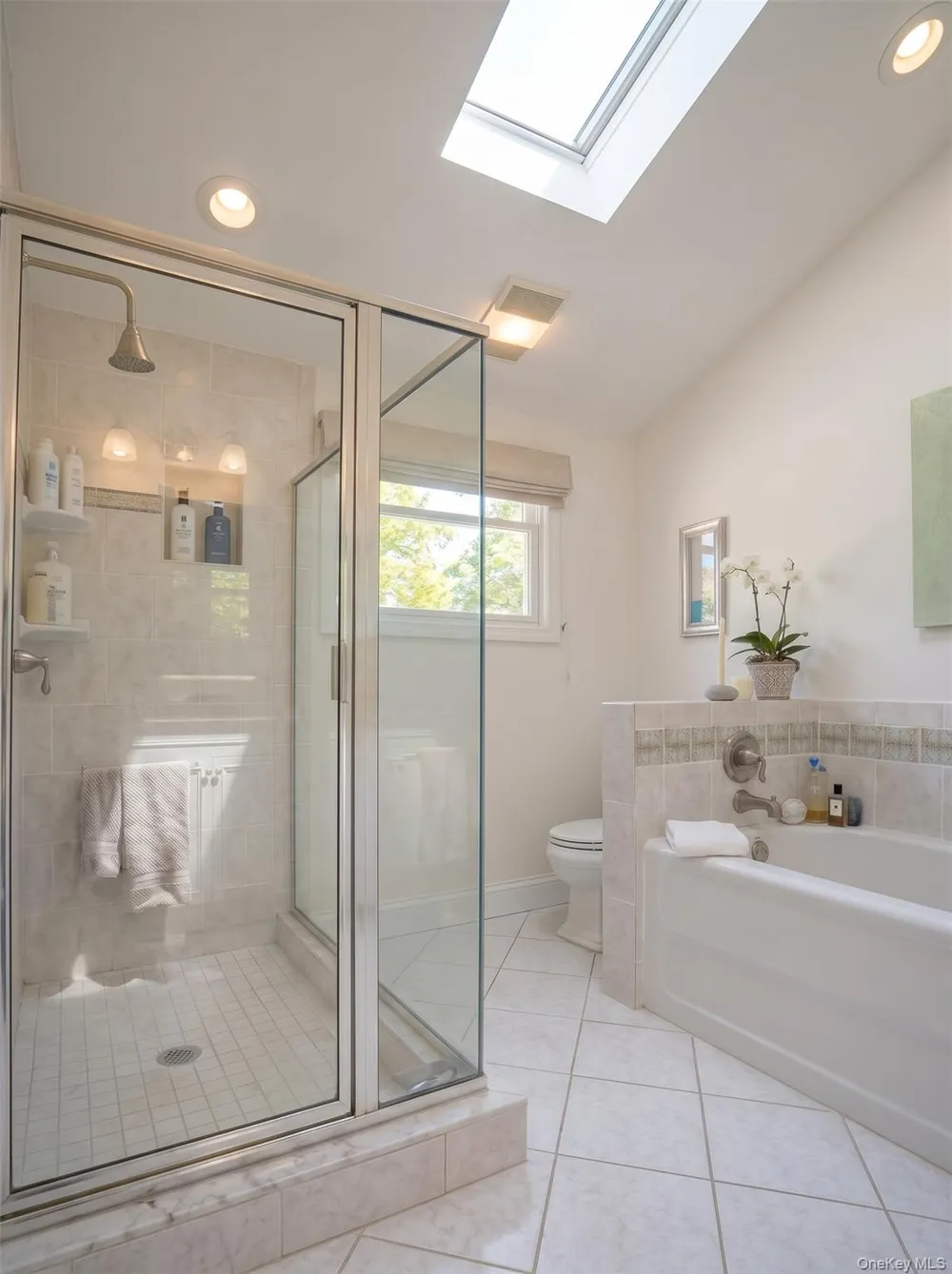 50 Runnymeade Drive East Hampton, NY 11937