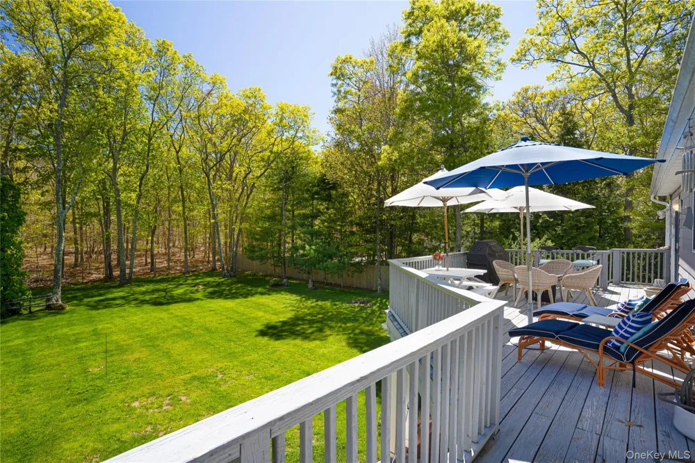 50 Runnymeade Drive East Hampton, NY 11937