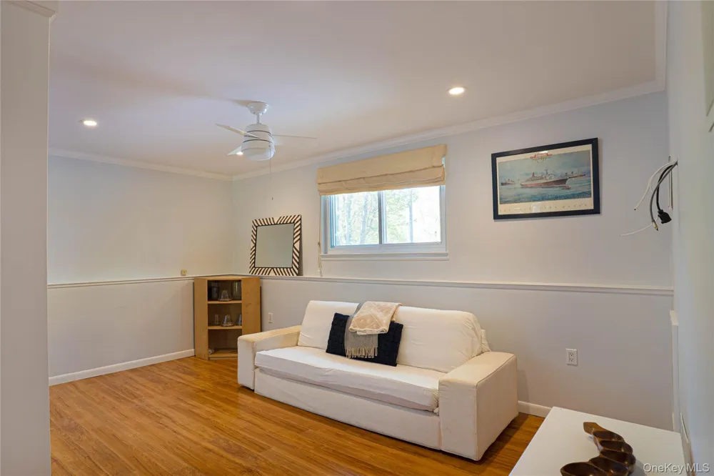 50 Runnymeade Drive East Hampton, NY 11937
