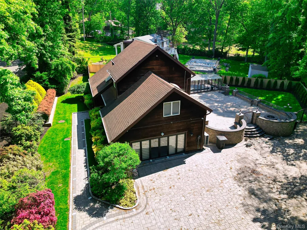 44 Warner Road Huntington, NY 11743