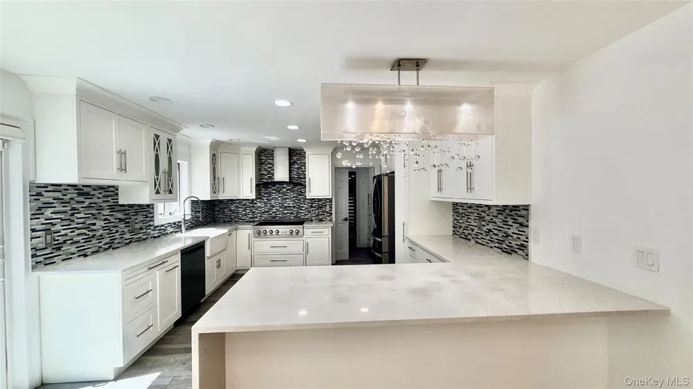 44 Warner Road Huntington, NY 11743