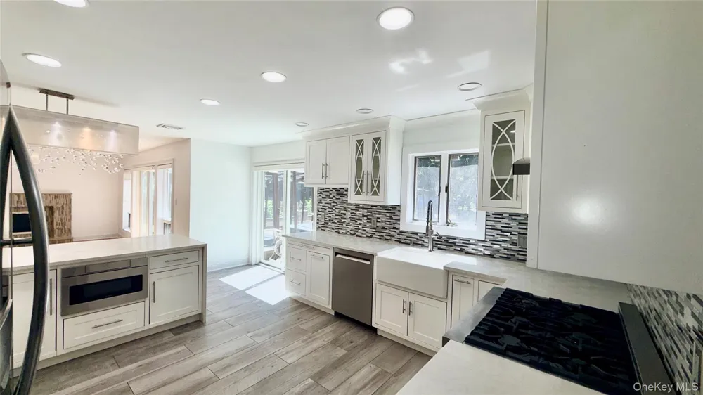 44 Warner Road Huntington, NY 11743