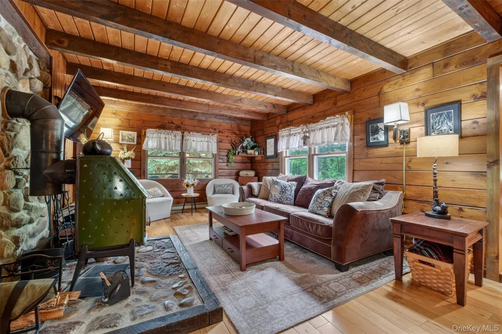 129 Mallory Road Verbank, NY 12585