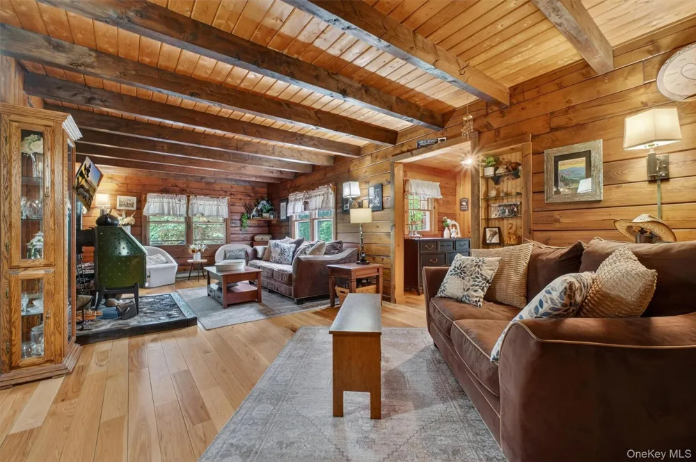 129 Mallory Road Verbank, NY 12585