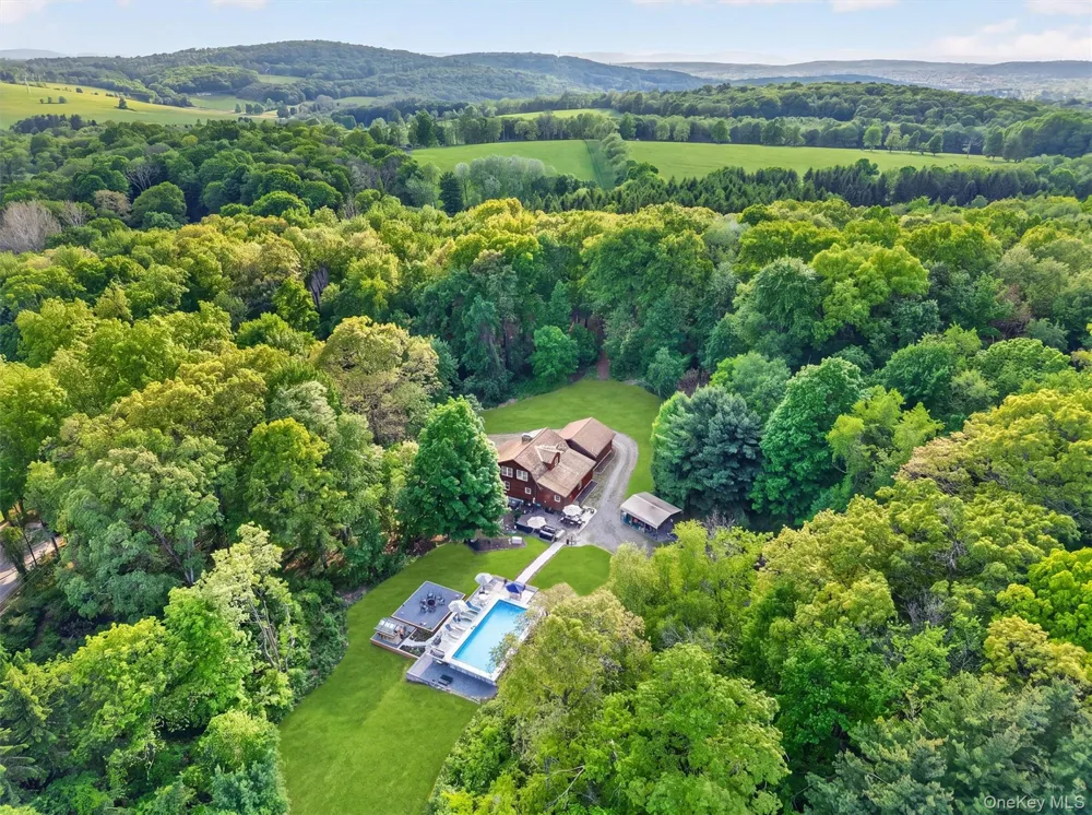 129 Mallory Road Verbank, NY 12585