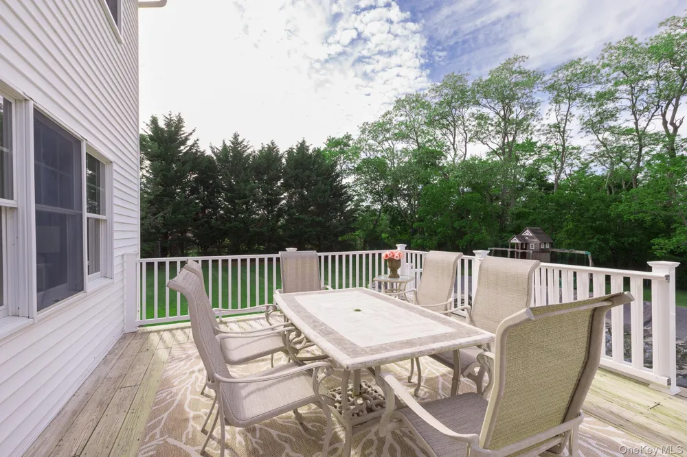 506 Twomey Avenue Baiting Hollow, NY 11933
