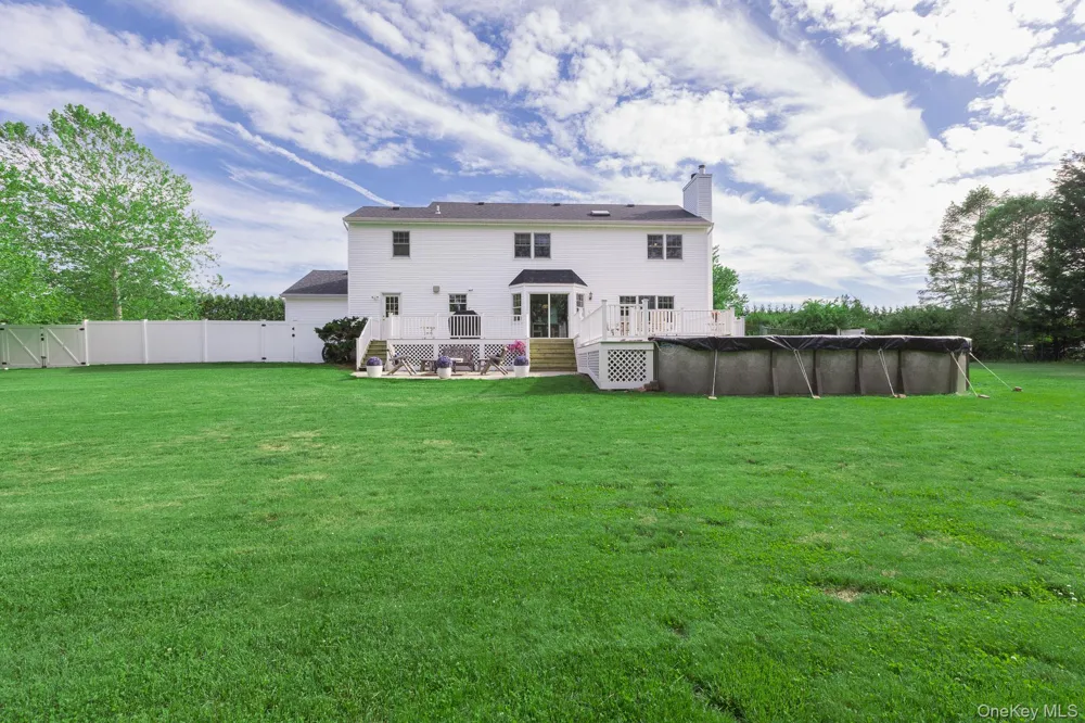 506 Twomey Avenue Baiting Hollow, NY 11933