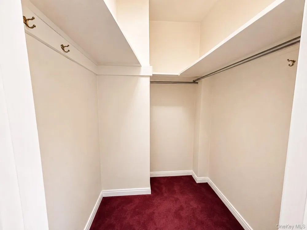 209-25 18th Avenue #6D Bayside, NY 11360