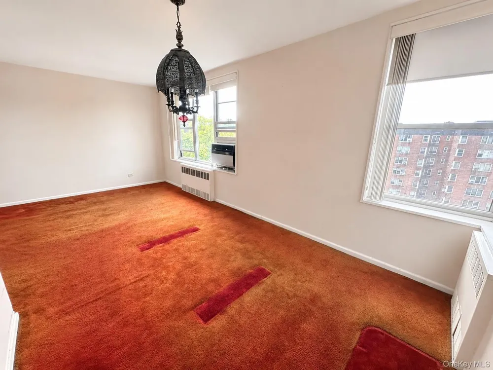 209-25 18th Avenue #6D Bayside, NY 11360