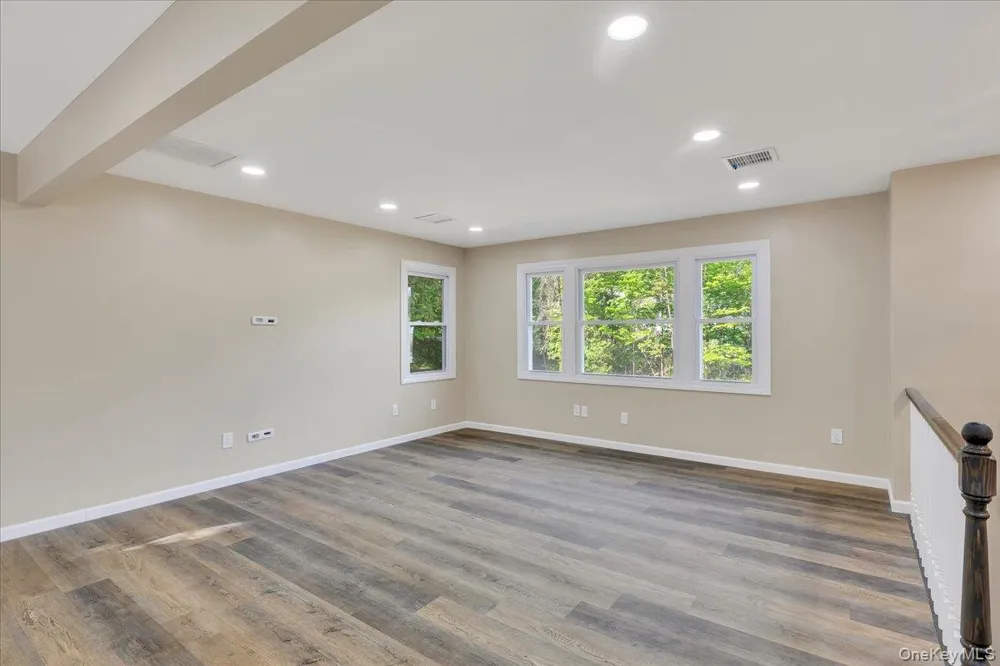 513 Canada Street Lake George, NY 12845