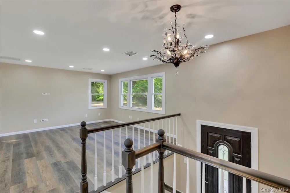 513 Canada Street Lake George, NY 12845