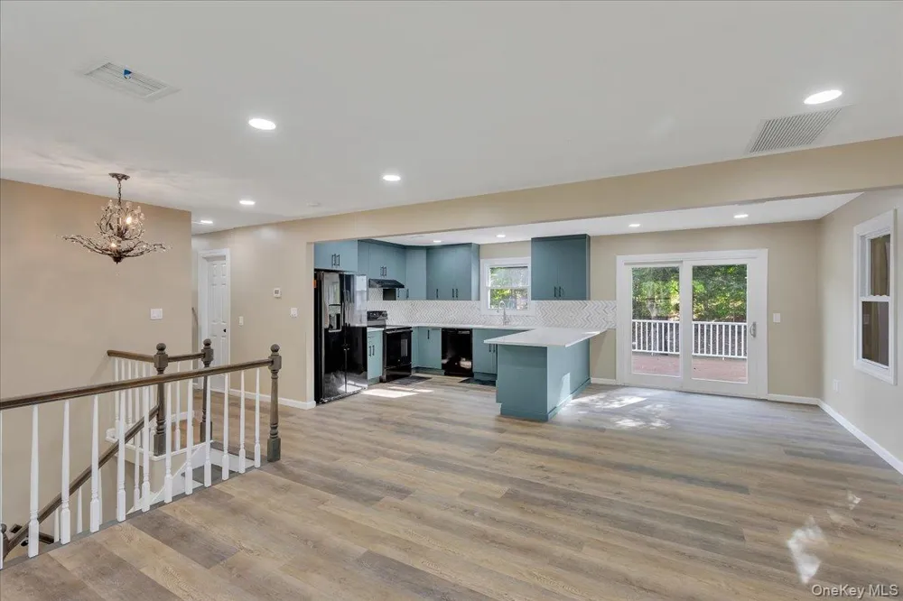 513 Canada Street Lake George, NY 12845
