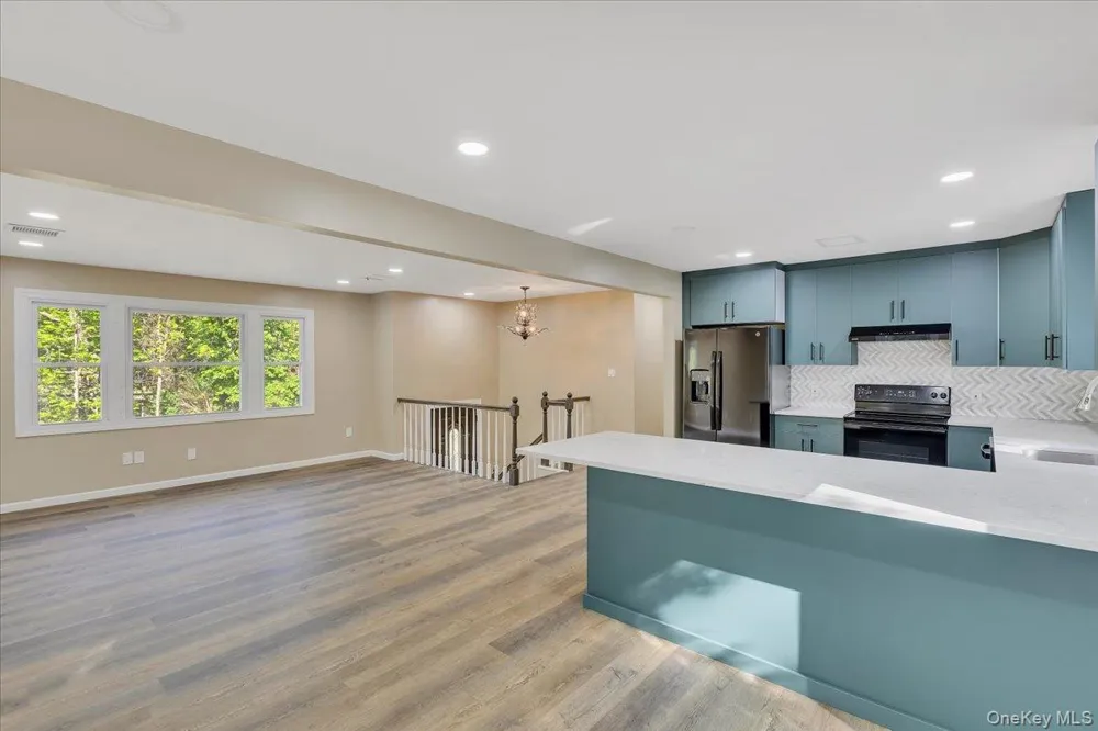 513 Canada Street Lake George, NY 12845