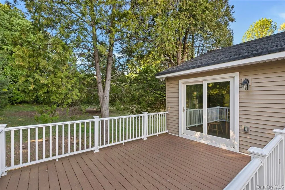 513 Canada Street Lake George, NY 12845