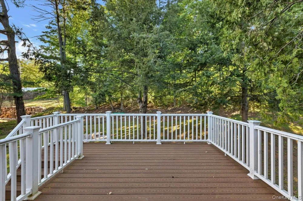 513 Canada Street Lake George, NY 12845