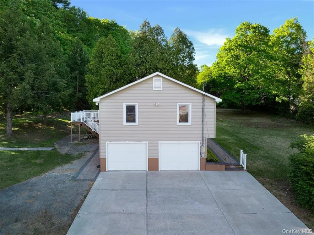 513 Canada Street Lake George, NY 12845