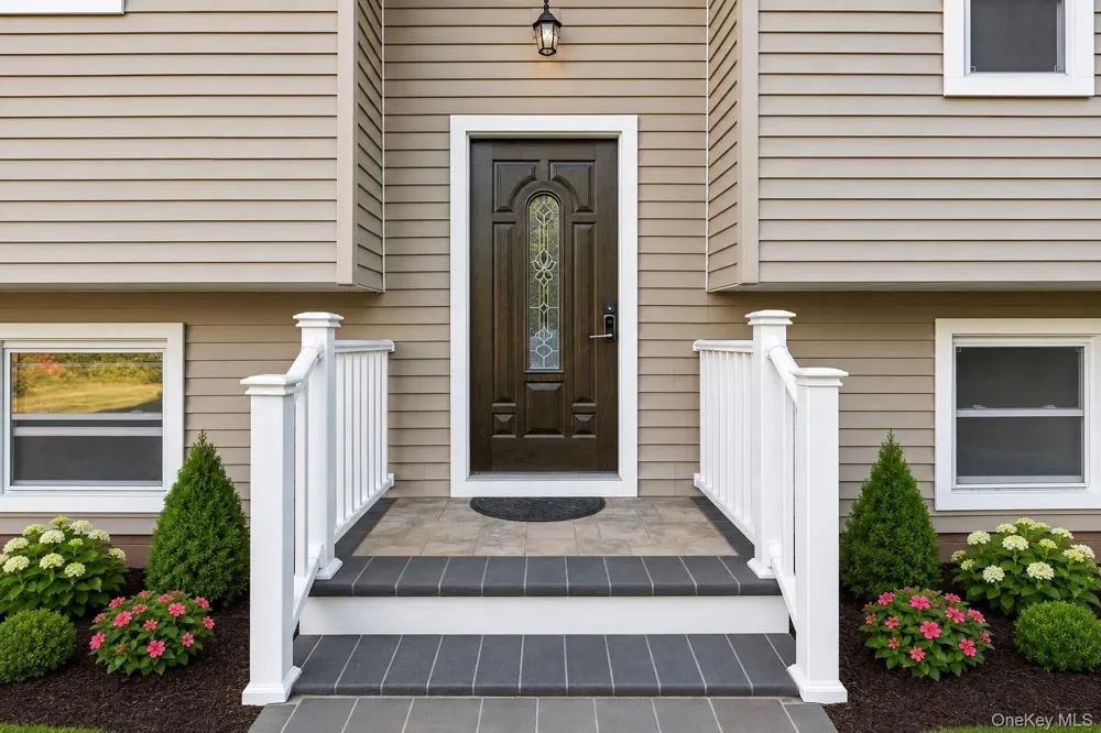 513 Canada Street Lake George, NY 12845