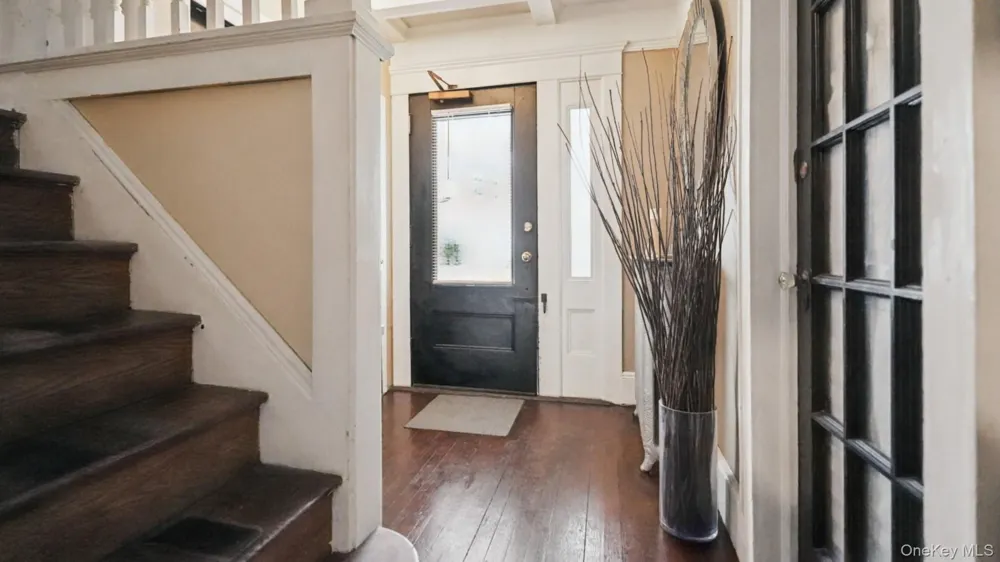 22 Mount Joy Place New Rochelle, NY 10801
